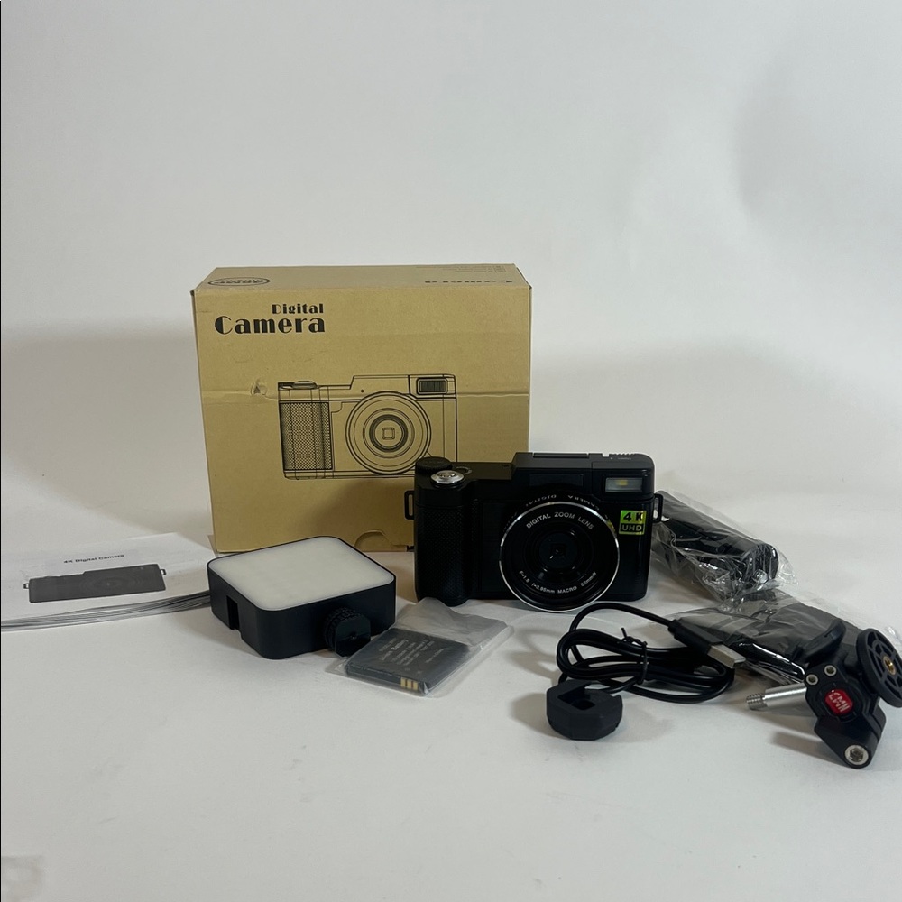 Digital vlogging Camera with Accessories - Black